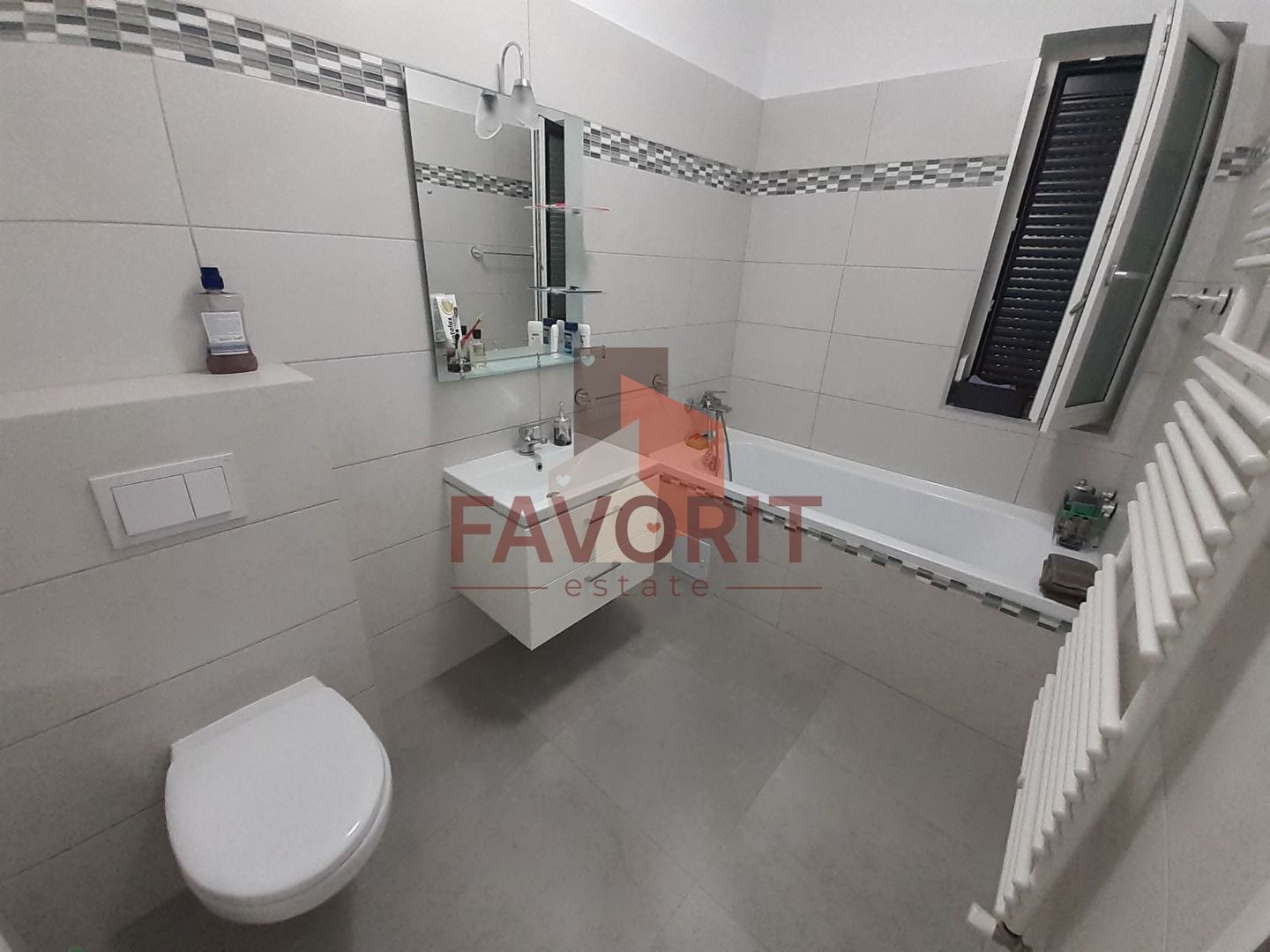 2 locuri de parcare.  Mobilat si utilat. Disponibil imediat. - Poză 7