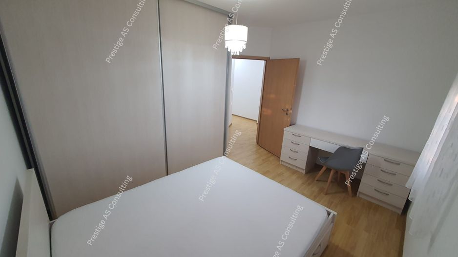 Închiriez apartament, 65mp, loc de parcare - Poză 9