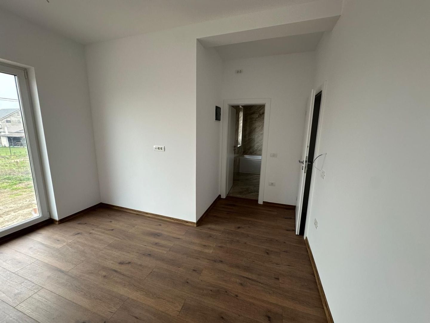 DUPLEX SPATIOS - Poză 12