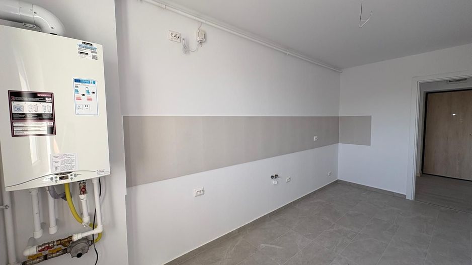 AP. 3 CAMERE- HILS SPLAI, PARCARE INCLUSA, BUCATARIE INCHISA, COMIS 0% - Poză 5