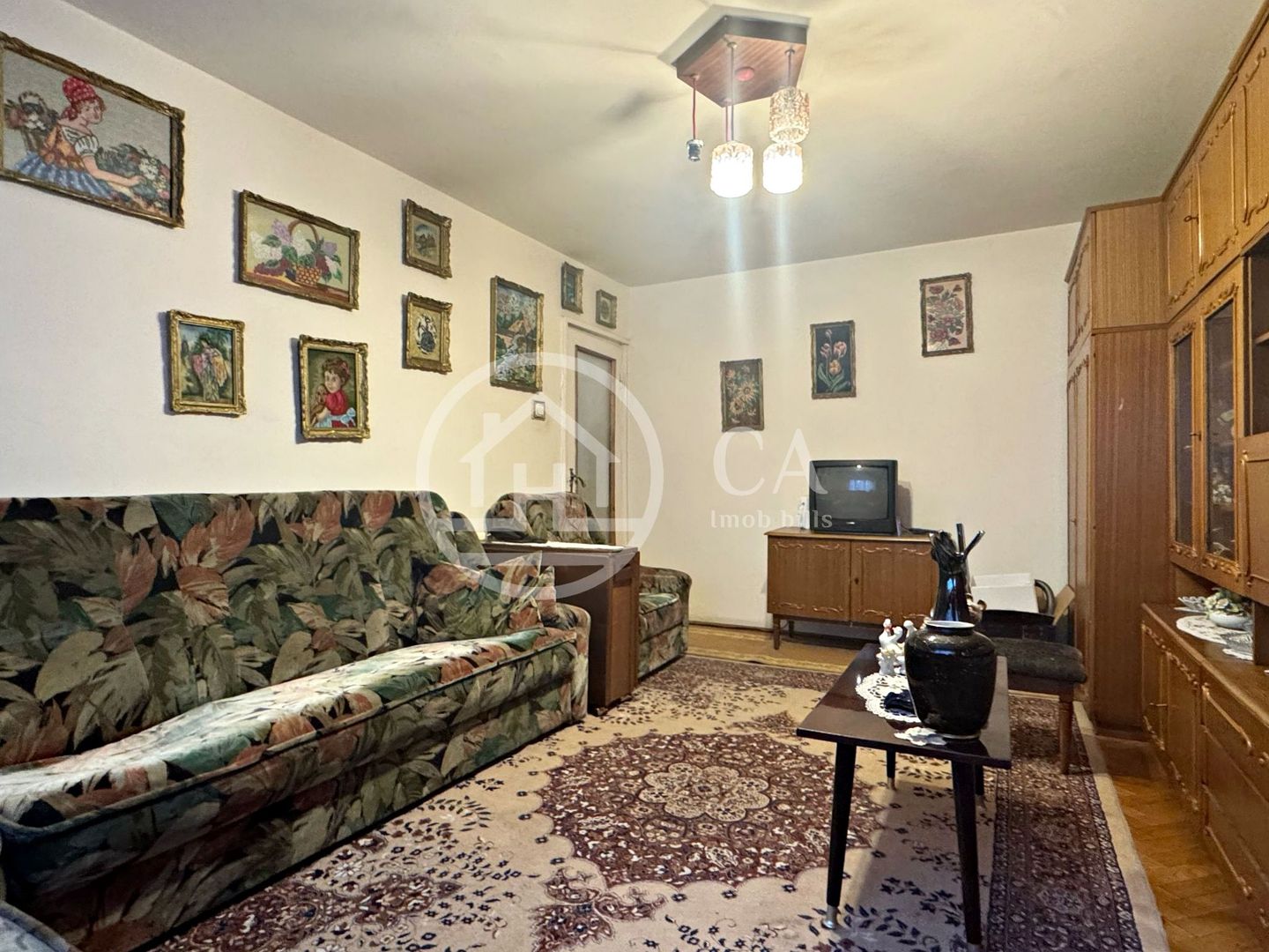 Apartament de vânzare cu 3 camere în zona Iosia , Oradea - Poză 3