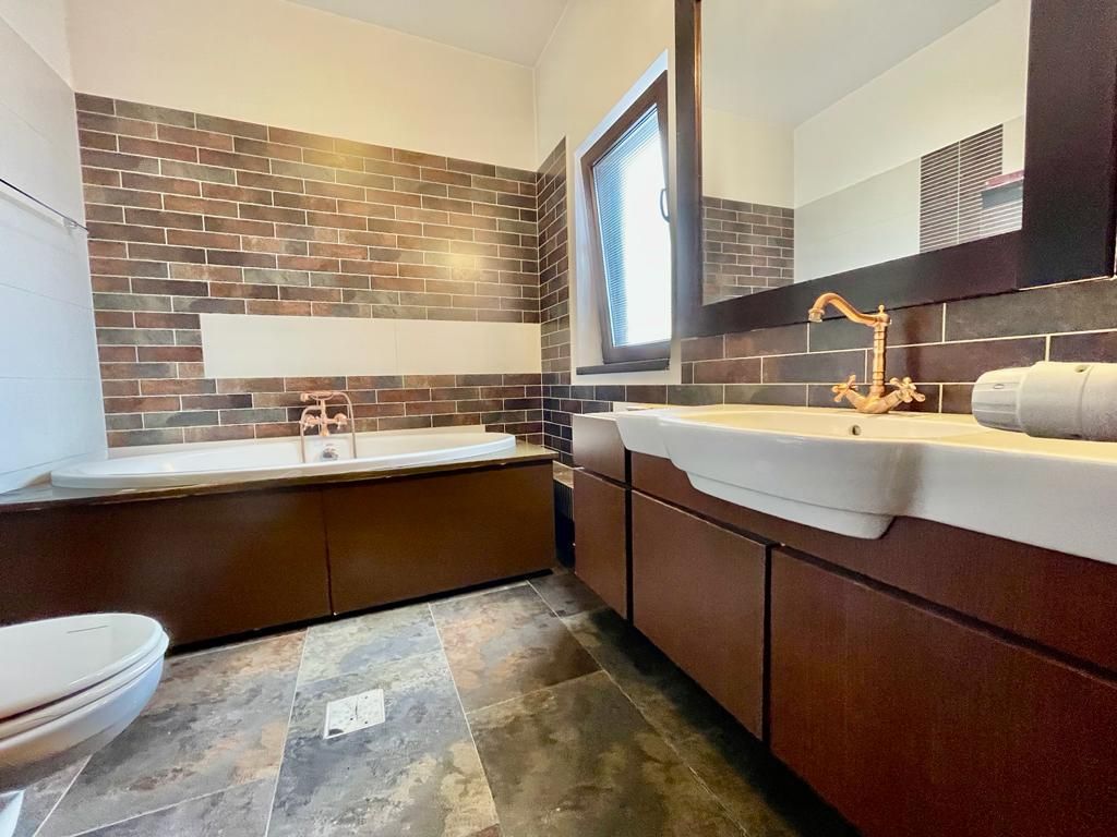 Vila 8 camere | padurea Baneasa | teren 383 mp - Poză 11