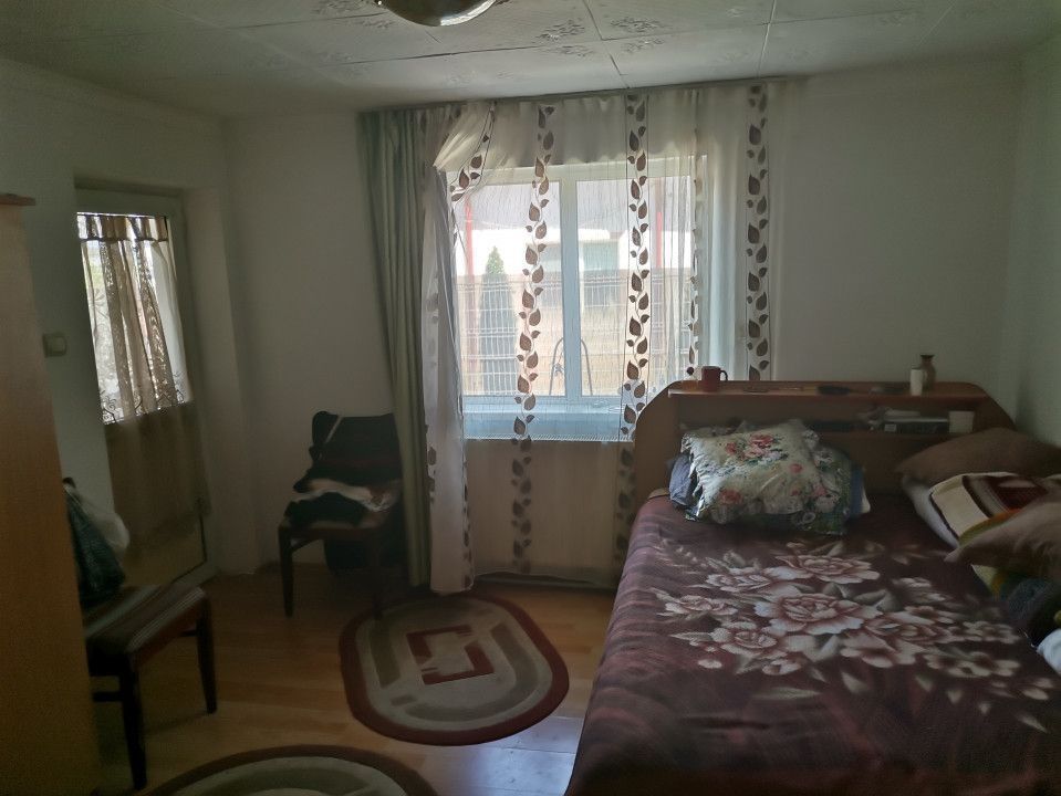 Vanzare casa Calea Campulung - Poză 6