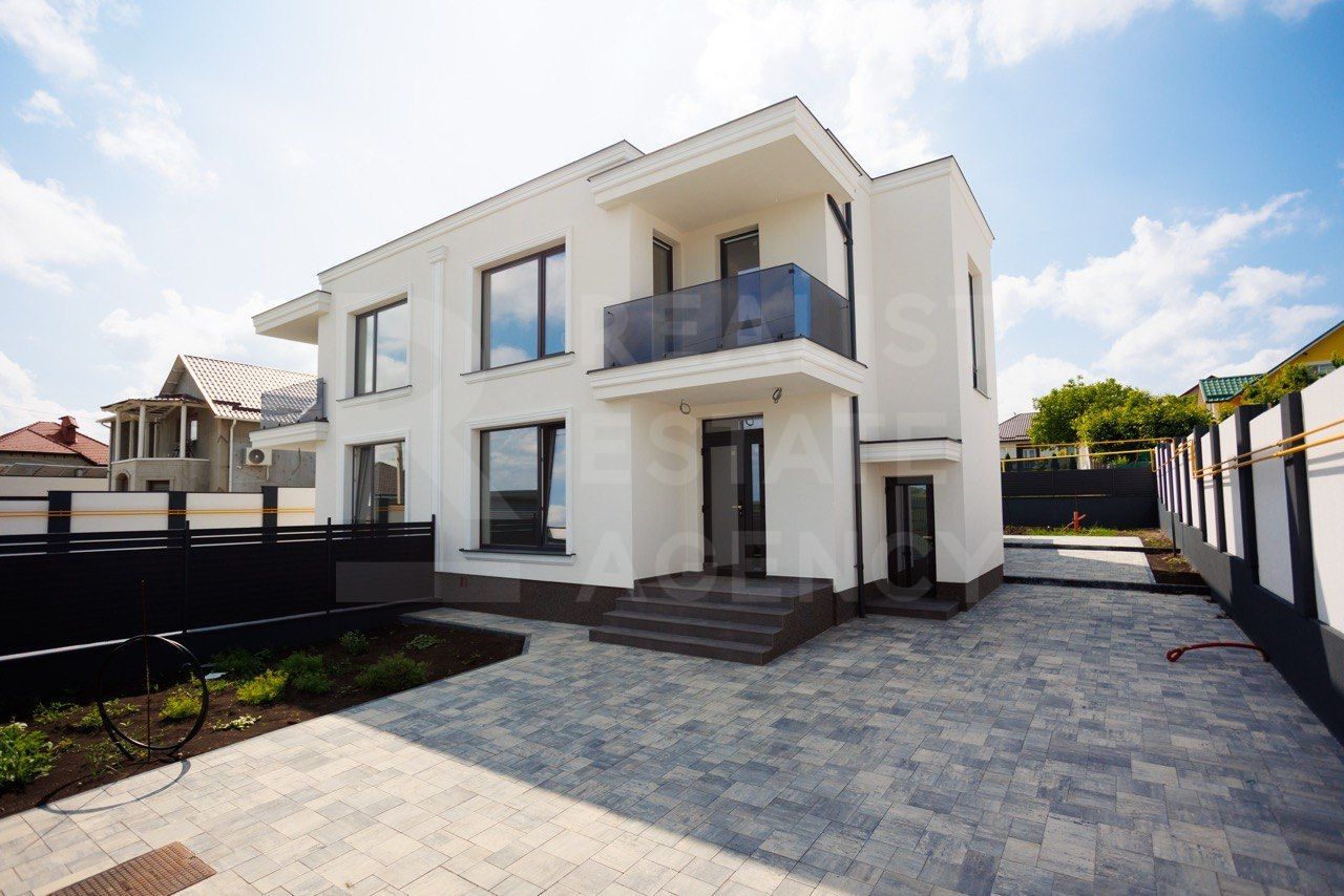 Vânzare, duplex, 3 nivele, str. Frasinilor, Ialoveni - Poză 2