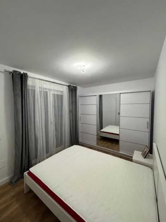 Apartament de vânzare - Poză 2