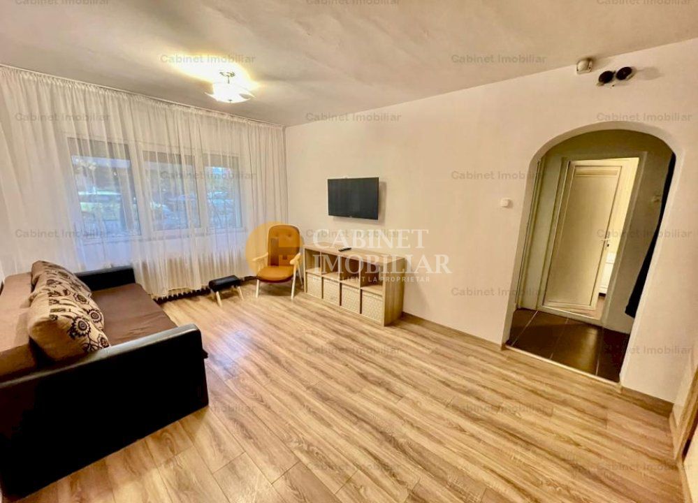 2 Camere Podu Ros la 3 Minute de Palas Mall Bloc Fara Risc - Poză 1