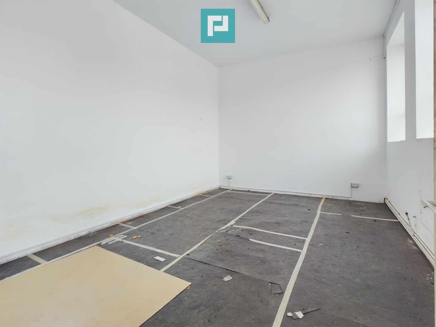 Hală suprafața de 529mp în Arad - Poză 5