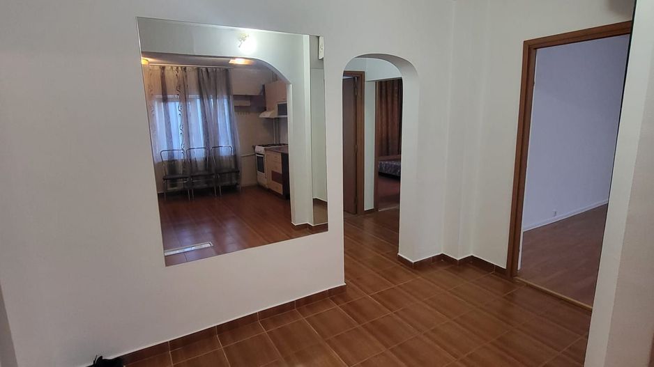 Apartament modern cu 3 camere, ultracentral - Poză 1
