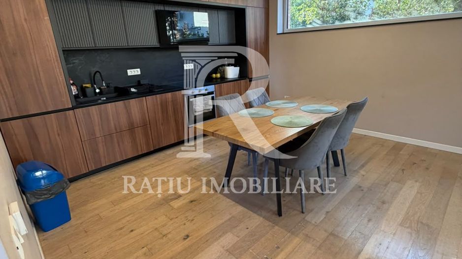 Casa cu 5 camere | Cartierul Tineretului | Oradea - Poză 2