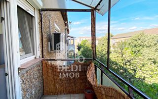 Apartament 3 camera de vânzare in zona Rogerius, Oradea - Poză 11