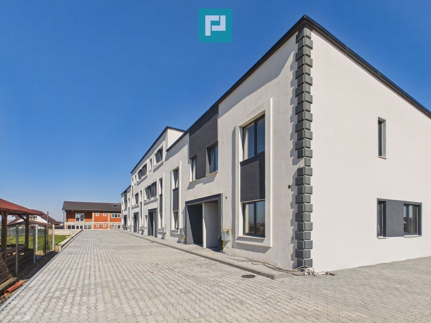 Casă Terraced / Townhouse, 120 mp utili, Sânmartin - Poză 1