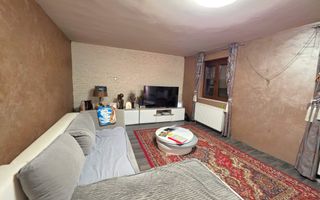 Casa 8 camere, cu 2 corpuri de cladire,  387 mp teren, zona Centru - Poză 4