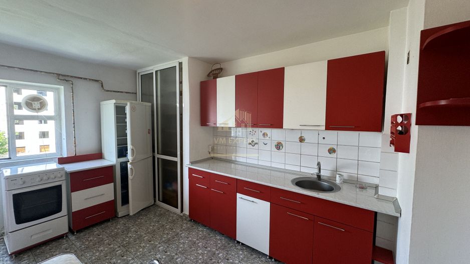 APARTAMENT CAMPULUNG 4 CAMERE, ETAJ 2, GRUI - Poză 2
