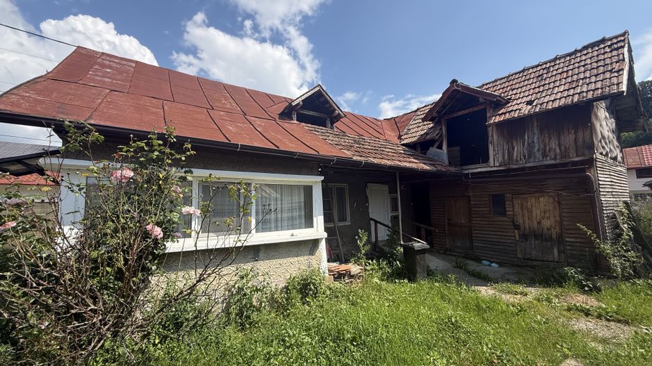 Casă + anexă și teren intravilan 813 mp cu toate utilitățile ! - Poză 3