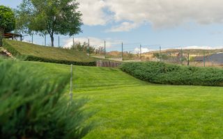 Casă invididuală de vânzare, 250mp utili, 2000mp teren, Campenești! - Poză 16