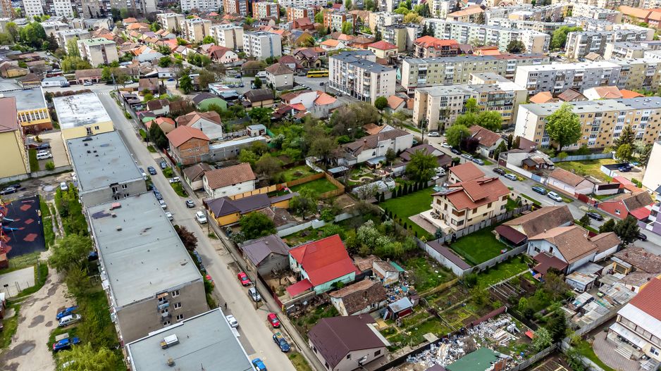 Teren spațios cu casă veche in Vlaicu - Poză 8