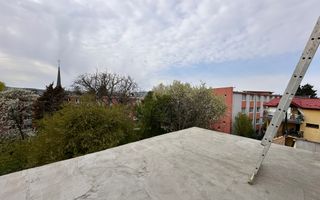 Imobil 7 camere zona Hasdeu -SemiCentral | Curte proprie si acces auto - Poză 9