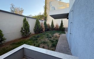 Apartament 4 Camere de Vanzare - Poză 22