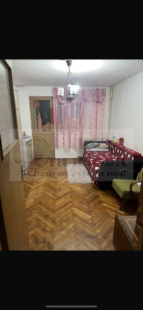Apartament 2 camere de vanzare in Iasi Podu Ros Piata Nicolina - Poză 1