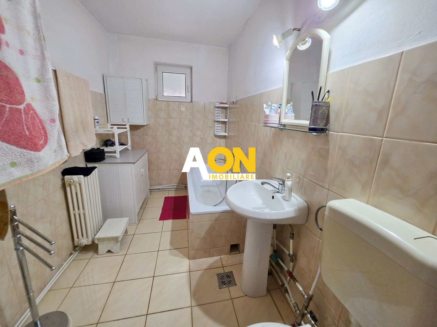 Casă 3 camere, 630 mp teren, zona Schit, Cetate - Poză 10