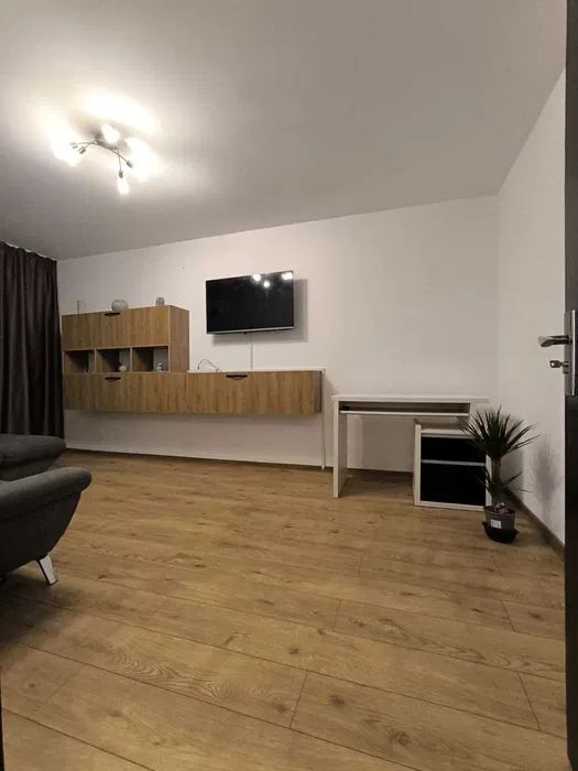 Apartament de inchiriat 2 camere zona 1 Decembrie - Poză 5