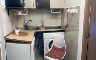 garsoniera | mobilat si utilat | bloc anvelopat | zona excelenta | - Poză 3