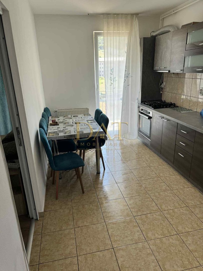 Apartament 1 camera, preluare chiriasi, etaj intermediar, zona Porii - Poză 1