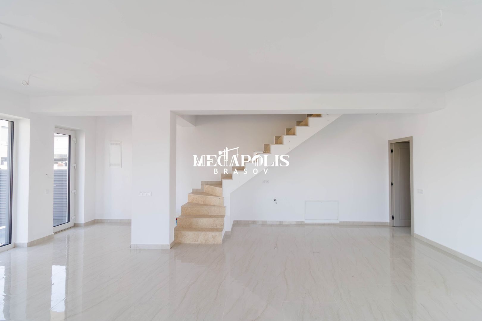 Proprietate Premium / Intabulat / Utilitati - Poză 12