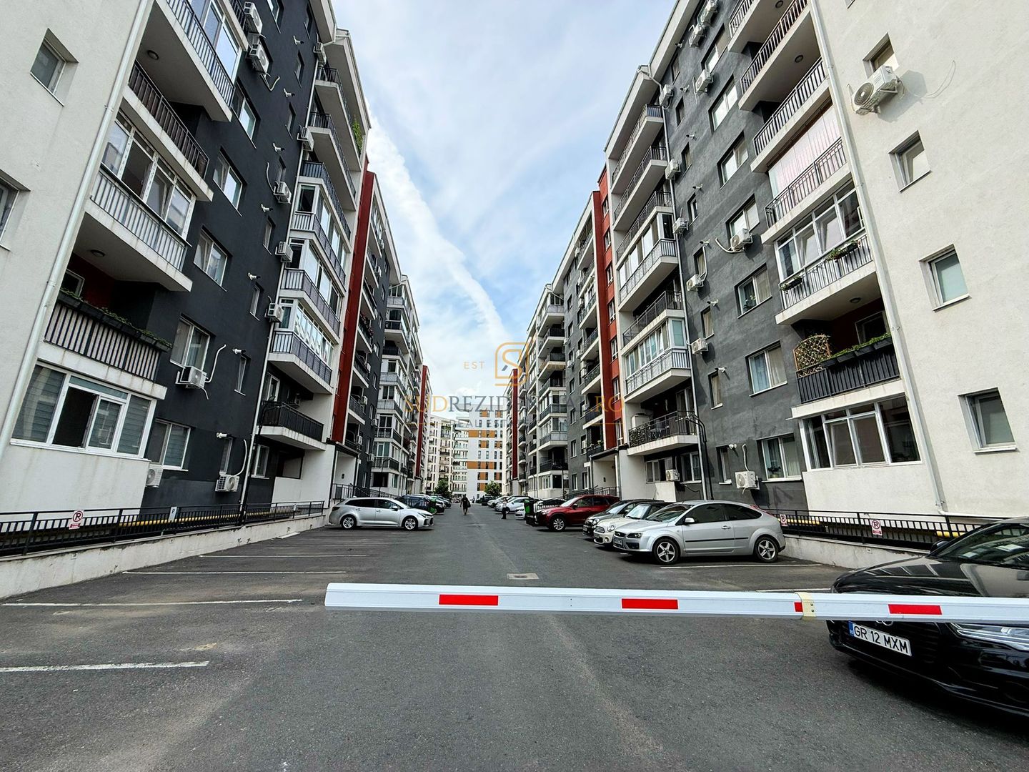 Apartament 2 camere, mobilat/utilat, dressing, 3 locuri de parcare - Poză 12