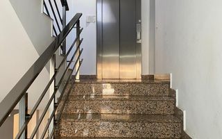 Apartament 3 camere, 2 bai premium mobilat lux , cu parcare inclusă - Poză 31