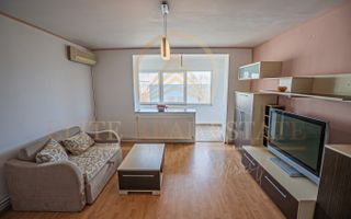 De vanzare | Apartament 4 camere | Langa Cazino | Vedere la mare - Poză 2