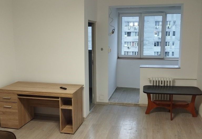 Garsoniera zona Titan - Policlinica TItan - Poză 1