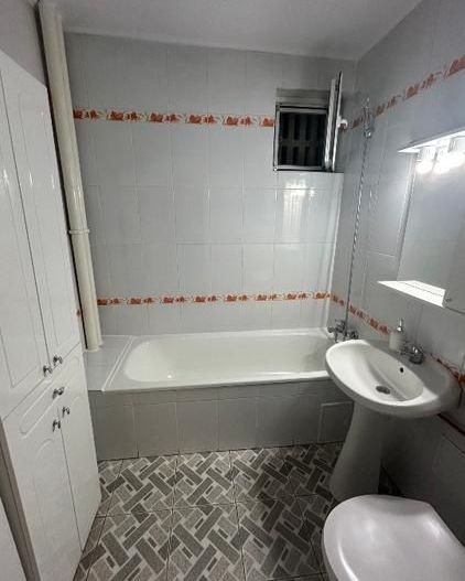 Medicina | 2 Camere | Etaj Intermediar. - Poză 5
