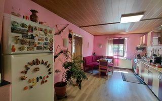 Casa de vanzare 4 camere si teren de 1100m2 Sura Mare, Sibiu - Poză 5