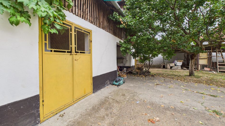 Casa Pecica, zona centrala. - Poză 4