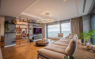 PENTHOUSE UNIC in mijlocul orasului Constanta - Poză 1