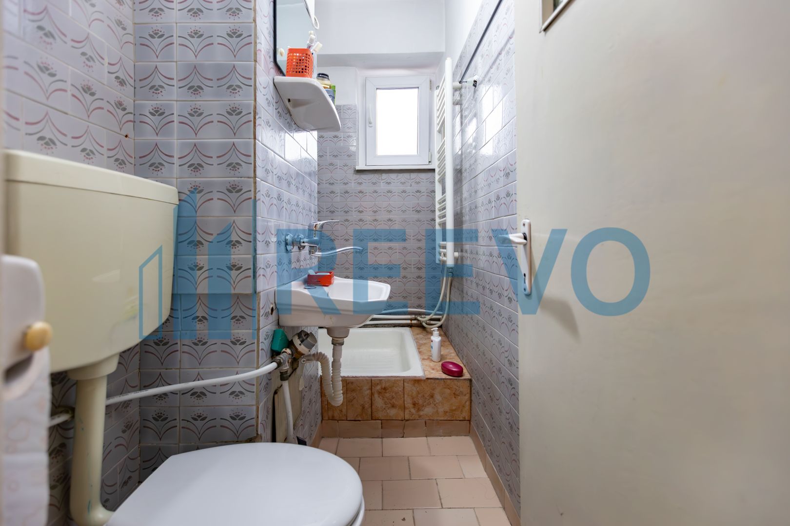 Apartament 4 camere, et. 1, str. 9 Mai, Bacău - Poză 6
