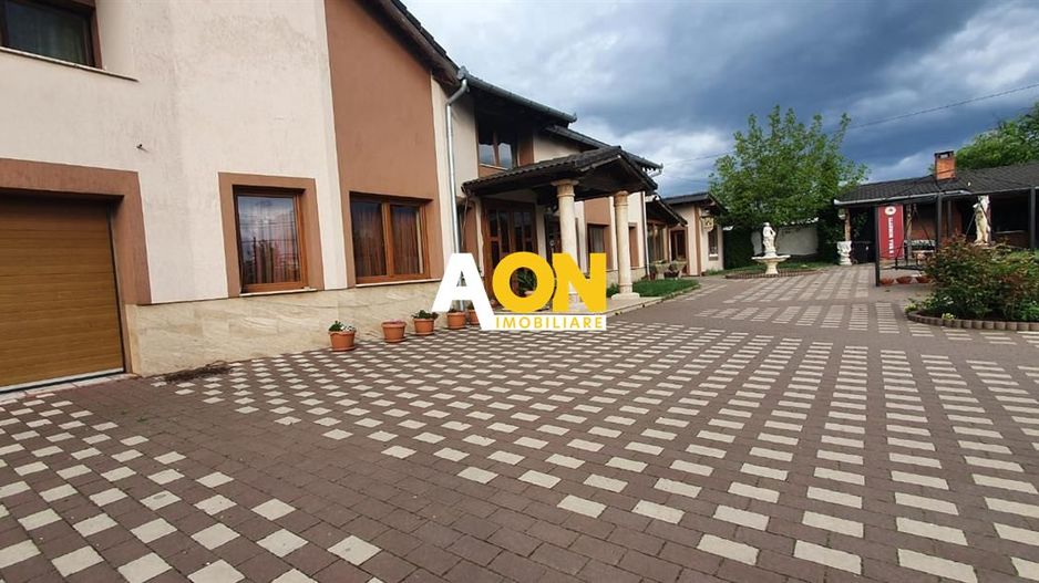 Casa de vanzare, 4 camere, 2 terase, garaj, 849 mp teren, Oarda de Jos - Poză 2