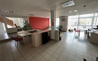 Pretabil grădiniță , clinica zona Lipovei - Poză 1