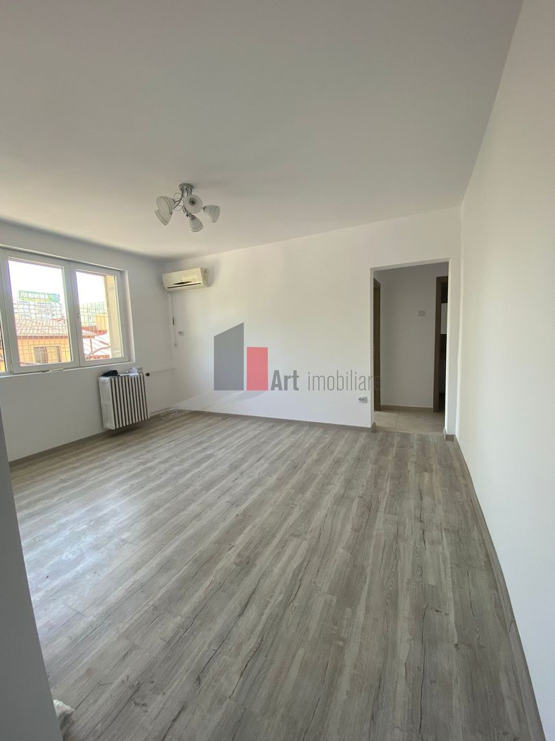 Apartament 3 camere Grivita - Poză 1