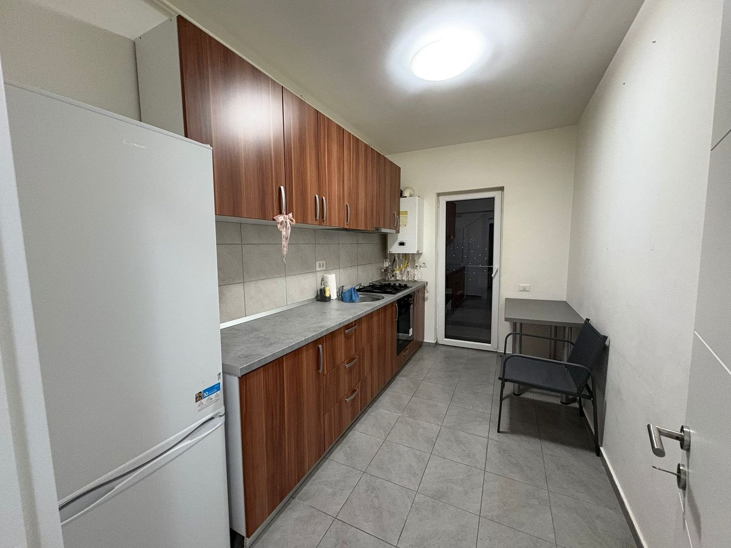 GARS. APARATORII PATRIEI, PARCARE, BUCATARIE INCHISA, METROU 14 MIN - Poză 4