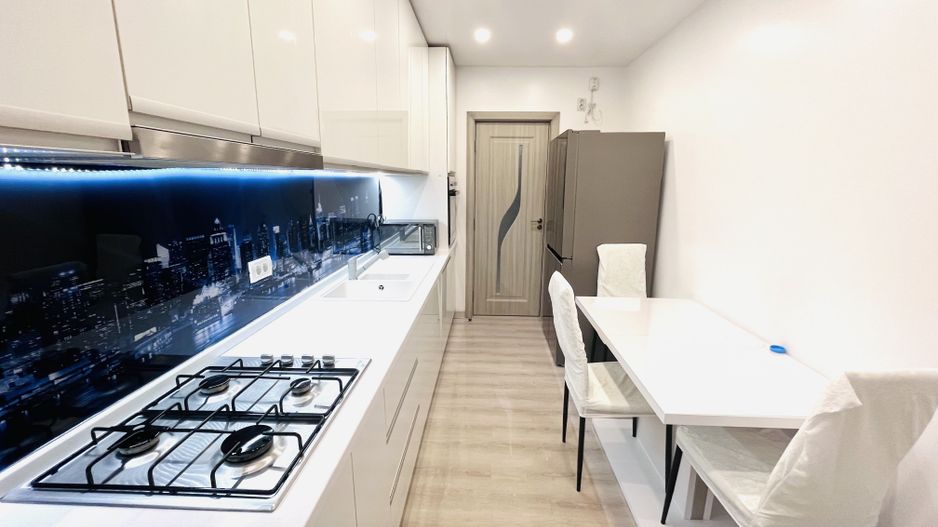 APARTAMENT DE LUX 3 CAMERE & BOXA & LOC PARCARE | FINISAJE PREMIUM - Poză 12