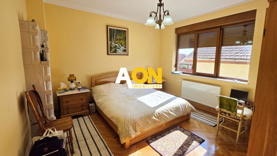 Duplex mobilat, utilat, 4 camere, garaj, zona exclusivista, Cetate - Poză 11