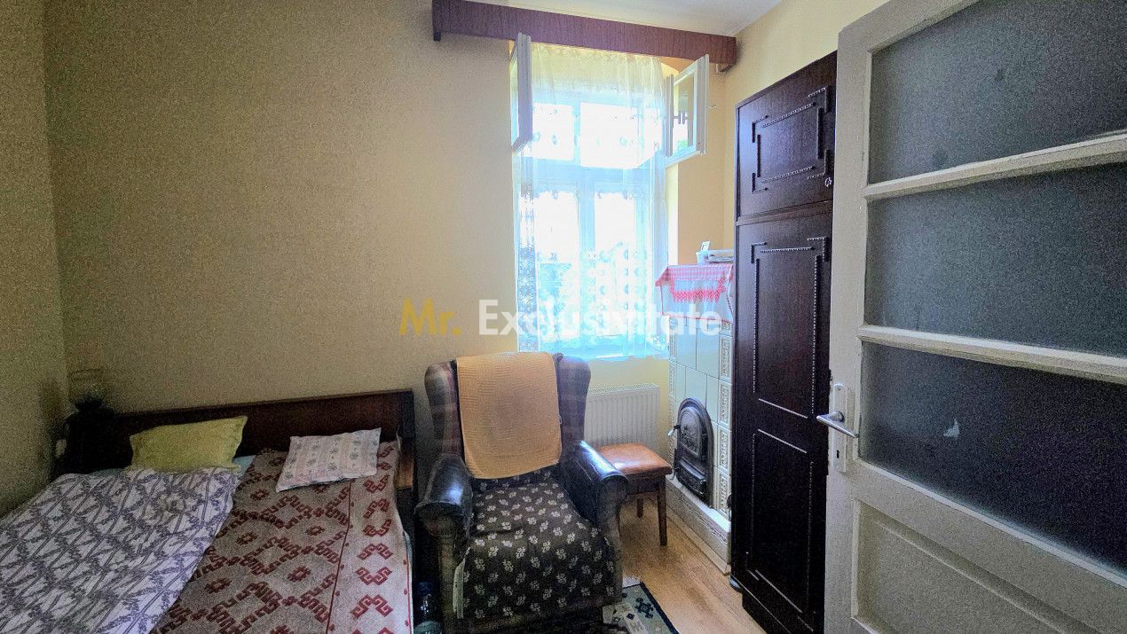 Casă cochetă cu 3 camere de vânzare, chiar în inima orașului Satu Mare! - Poză 4