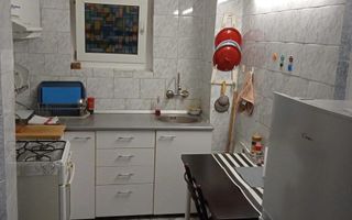 🔑 Vanzare apartament 3 camere - Zona Piața Titan - Poză 3