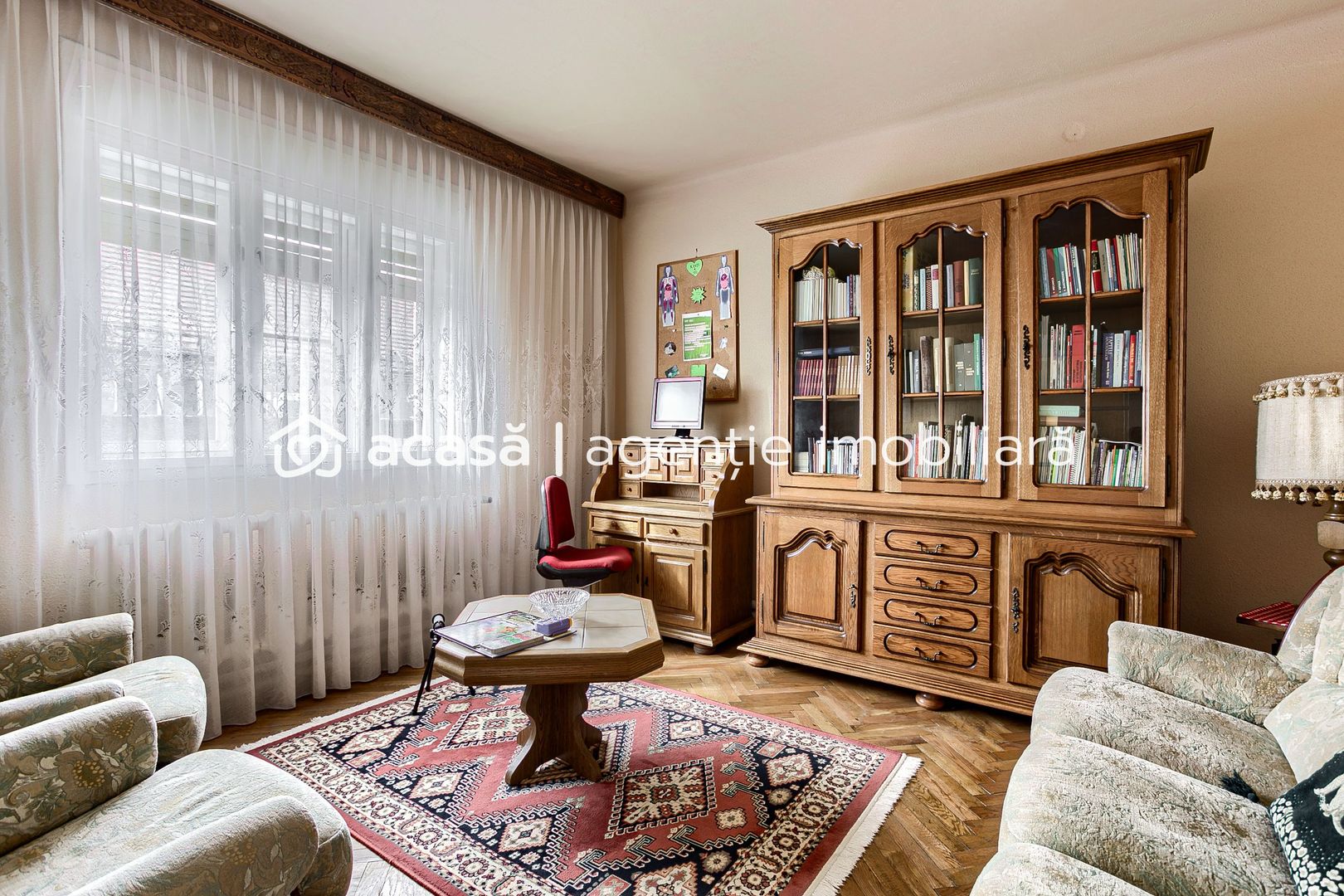 Casa cu 5 camere în Fântânele - Poză 2