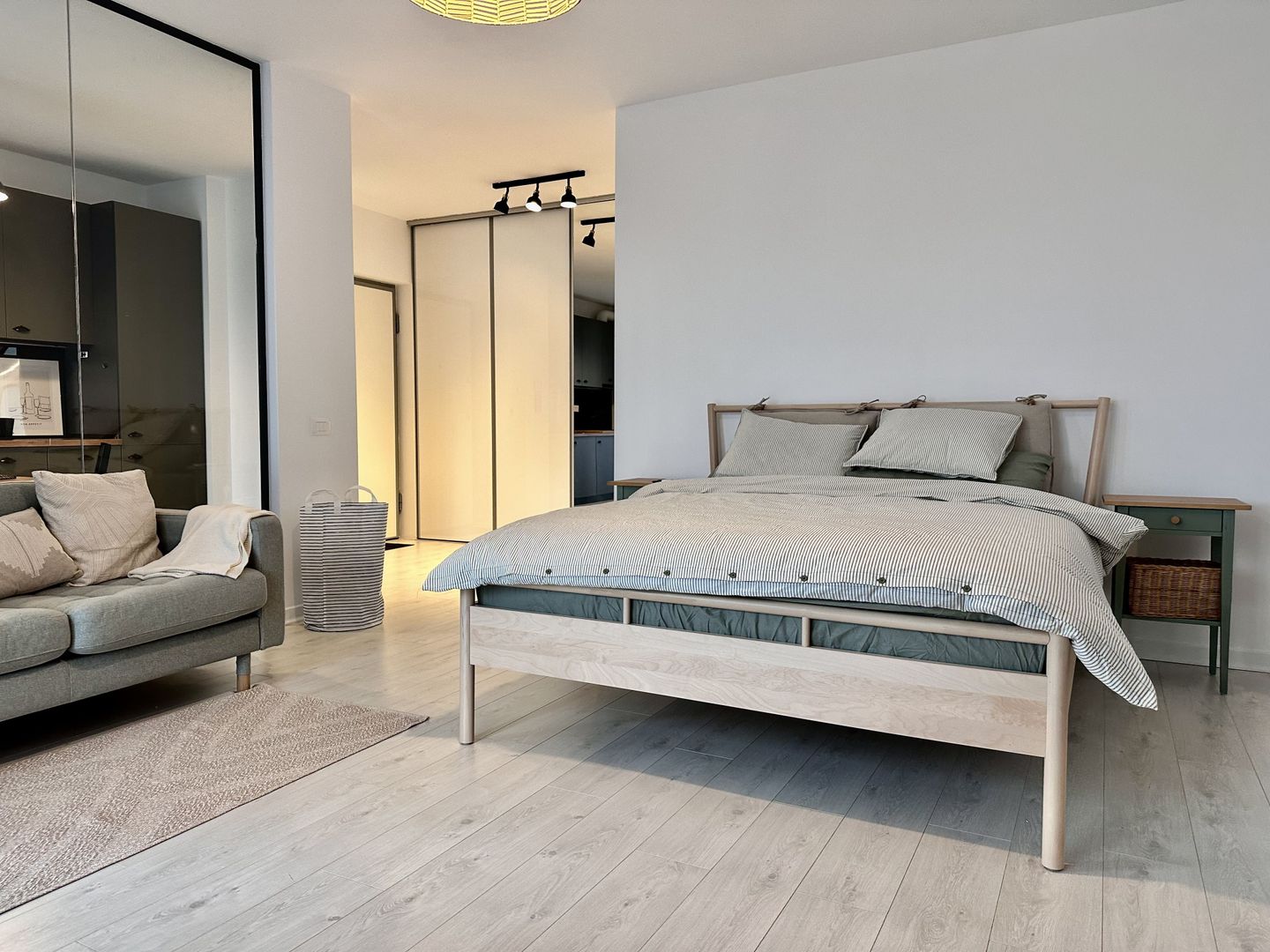 Garsoniera Cloud9 Residence, loc de parcare inclus. - Poză 4