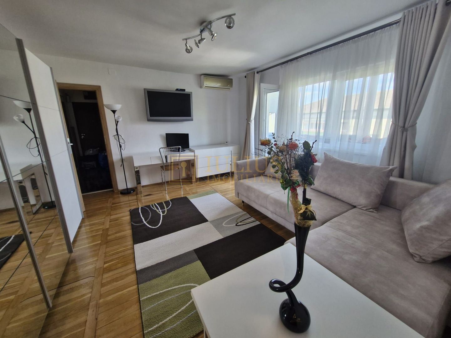 2 camere, Spitalul Judetean, centrala proprie, ideal pentru familie, studenti - Poză 14