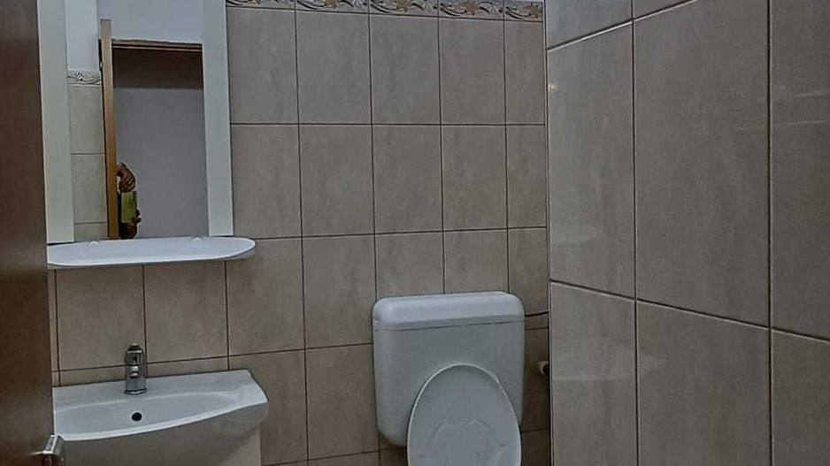 apartament 3 camere de închiriat renovat, zona Iancului, - Poză 8