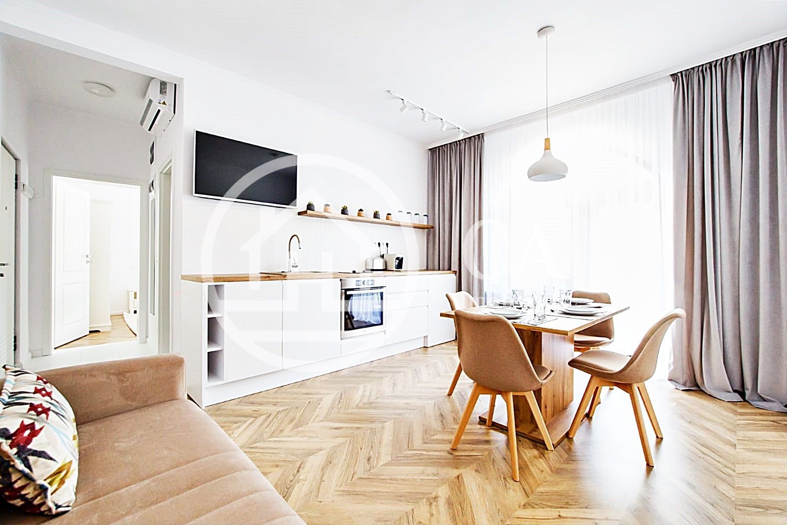 Apartament la casa, de inchiriat cu 2 camere in zona Centrala, Oradea - Poză 1